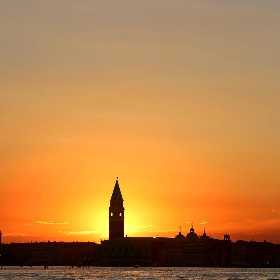 Ca Donzela Apartment Venesia Bagian luar foto